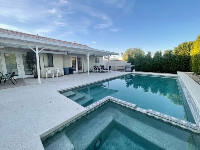 Building Photo - COMING SOON! ! Beautiful 3 Bed 2 Bath Corner Lot Cathedral City Home!