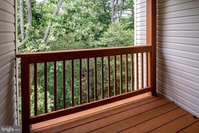 Building Photo - 7530 Stonehouse Run Dr