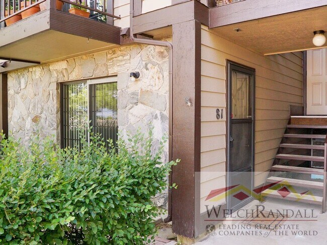Building Photo - Corner Gem in Washington Terrace – 2BR Com...