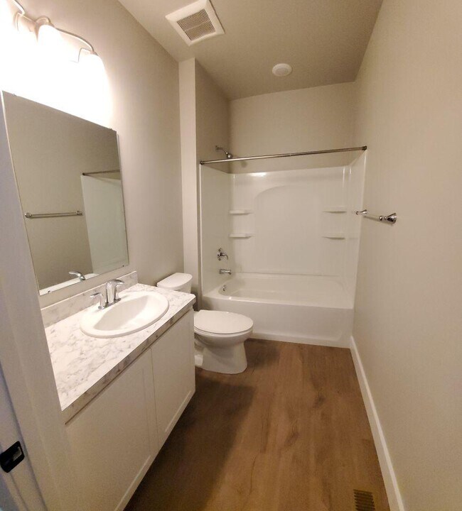 Building Photo - 2 bedroom in Billings MT 59101
