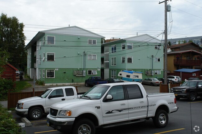 Building Photo - Ebb Tide