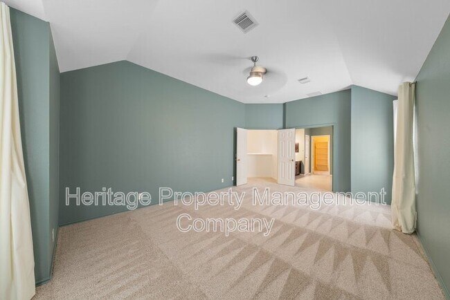 Building Photo - 3102 Sable Crossing