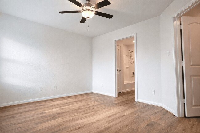 Building Photo - 2209 Nautica Terrace