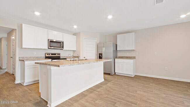Building Photo - 5824 Tiagra Dr