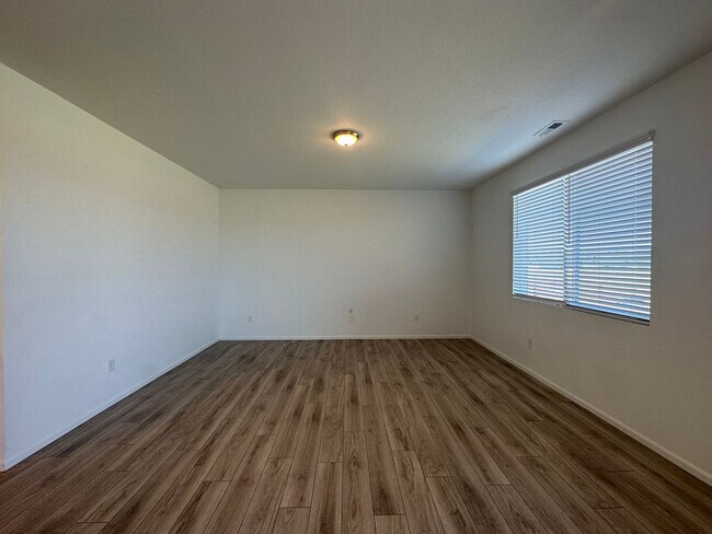 Building Photo - 7088 Preble Dr