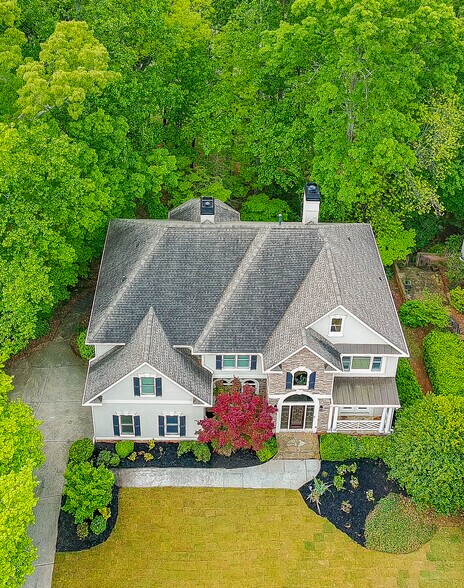 Building Photo - 1340 Hillcrest Hts