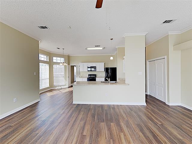 Building Photo - 1362 Meadow Creek Dr