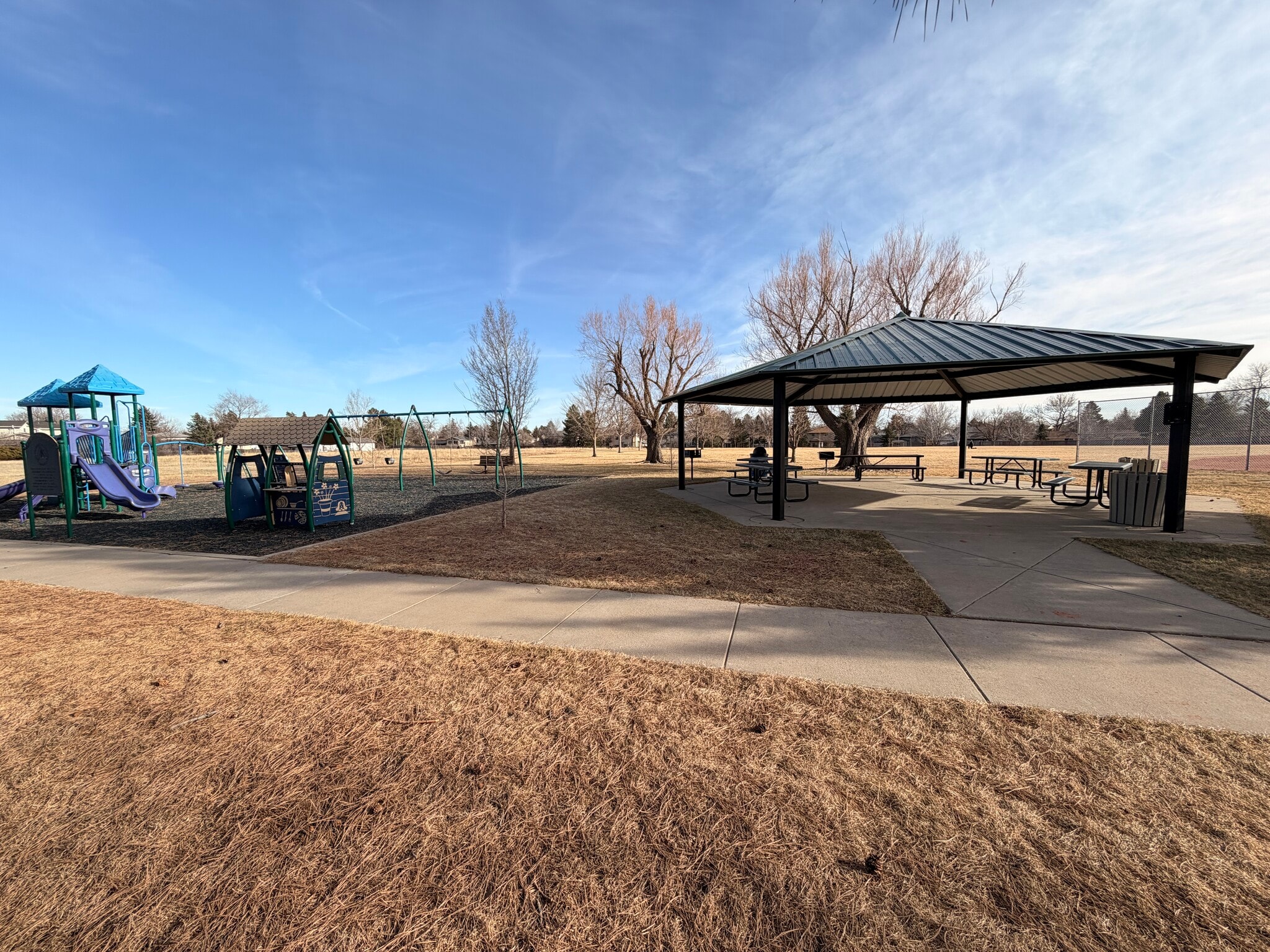 Building Photo - 2882 Ridge Dr