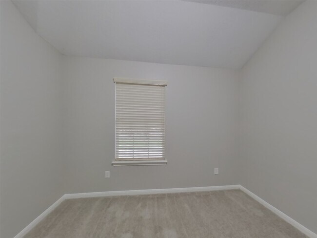 Building Photo - 12043 Belle Ct