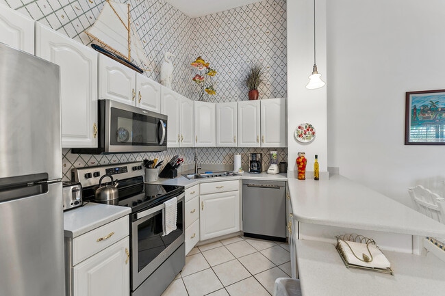 Building Photo - 1801 S US Hwy 1