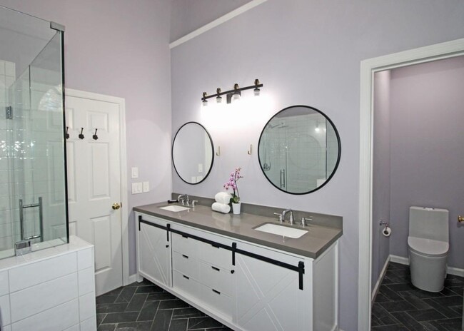 Building Photo - 303 Leeward Walk Ln