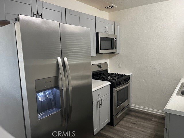 Building Photo - 36947 Melrose Dr