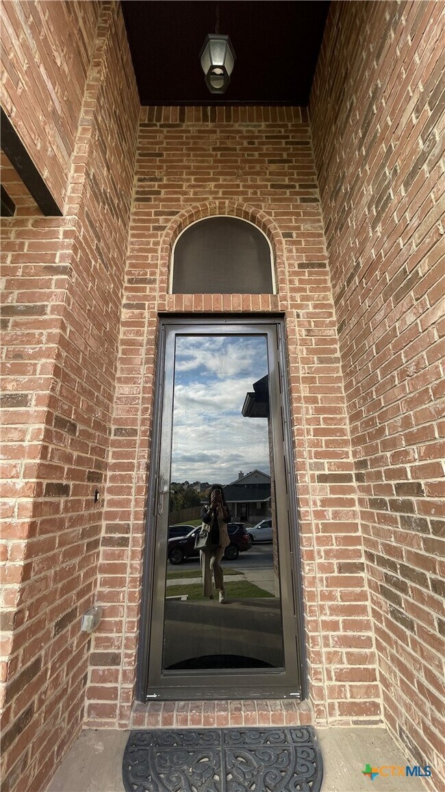 Building Photo - 6201 Morganite Ln