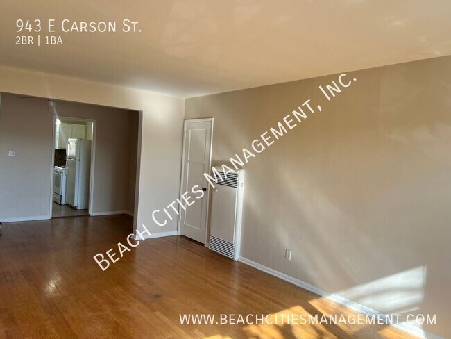 Building Photo - 943 E Carson St