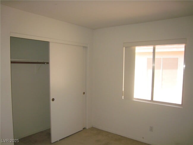 Building Photo - 4641 Skybolt St