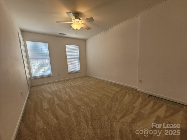 Building Photo - 120 N Arcadian Way