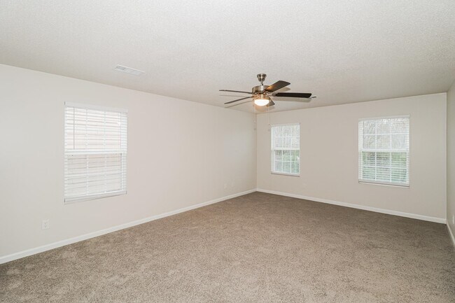 Building Photo - 10071 Branley Oak Dr