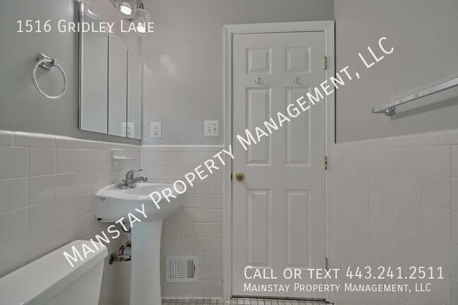 Building Photo - 1516 Gridley Ln