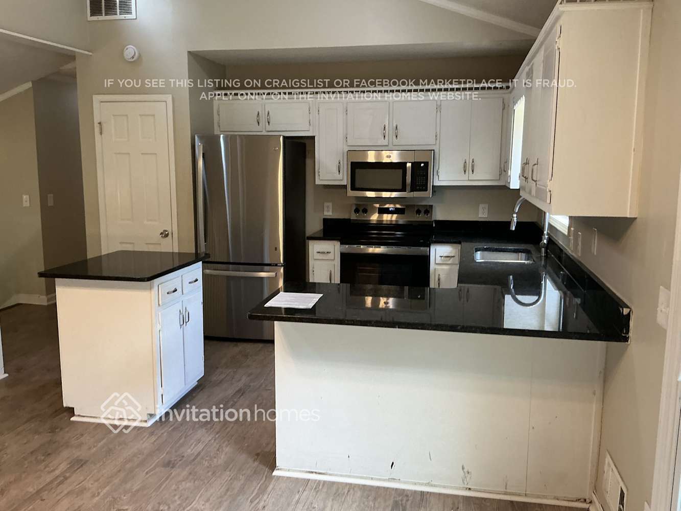 Building Photo - 2742 Mountbery Dr