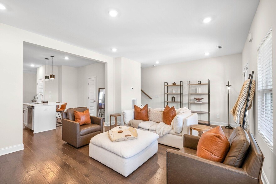 Building Photo - 967 Nance Ln