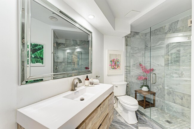 Building Photo - 8102 17th Ave W