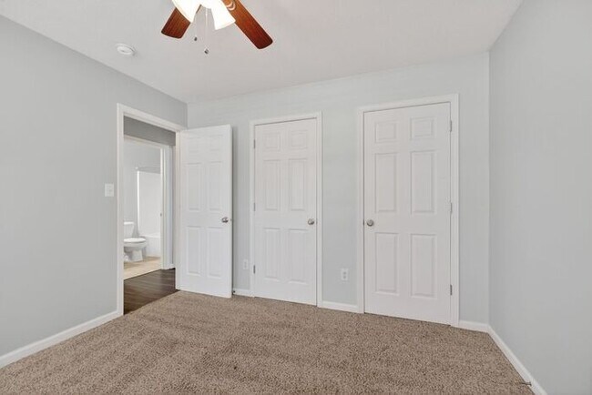 Building Photo - Walk to Parks, Trails & Local Attractions in Prime Fishers Location