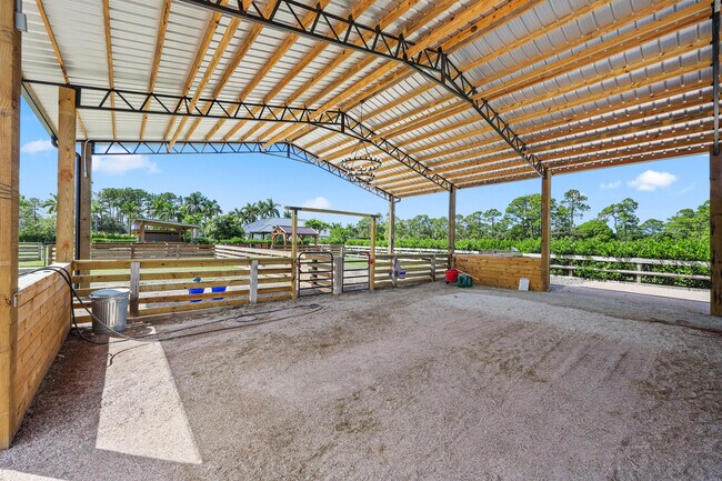 Building Photo - 14704 Black Bear Rd