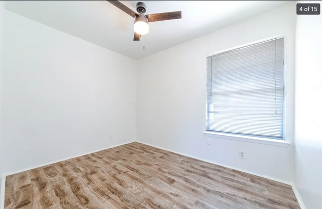 Building Photo - 107 Oak Valley Dr