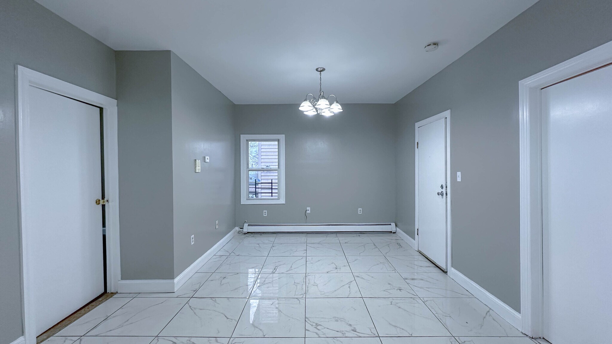 Building Photo - 165 Winfield Ave