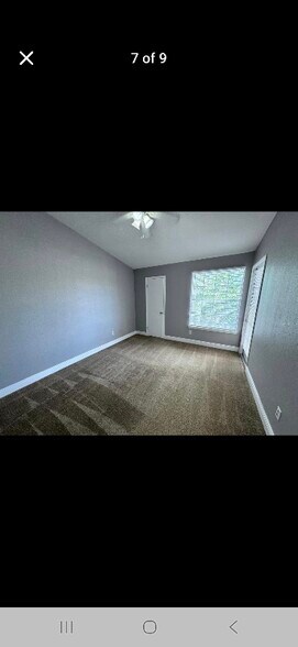 Building Photo - 1972 Lake Atriums Cir