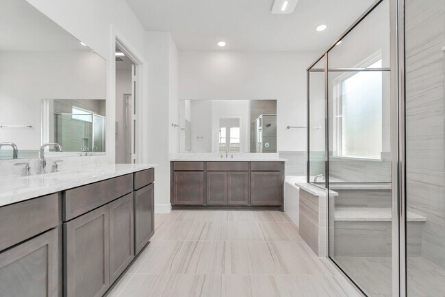 Building Photo - 21118 Chelton Bch Dr