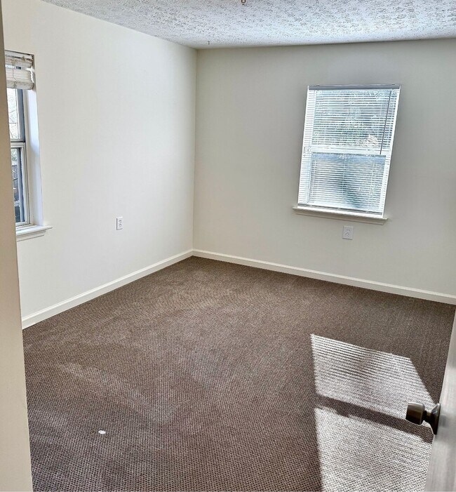 Building Photo - 2829 Arborcrest Dr