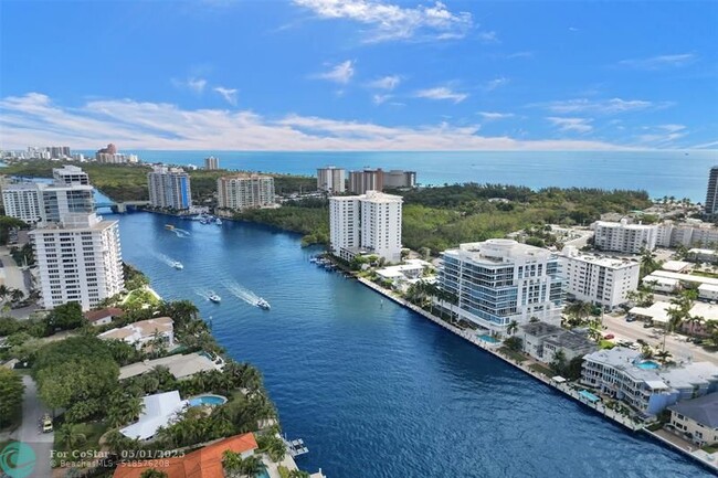 Building Photo - 715 Bayshore Dr