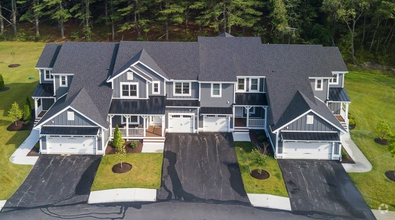 Building Photo - 19 Lily Pond Ln