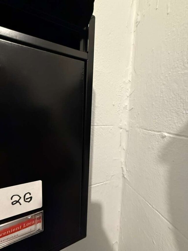 Building Photo - 1707 W Wallen Ave