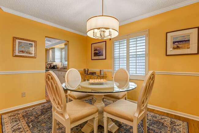 Building Photo - ** PARK SHORE ** 2 BED / 2 BATH - CONDO - 55+ COMMUNITY - SEASONAL OR SHORT TERM RENTAL