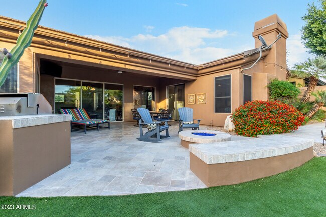 Building Photo - 8919 E Cll Del Palo Verde