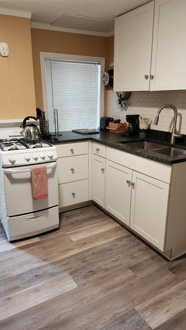 Building Photo - 43 Caledonia Rd