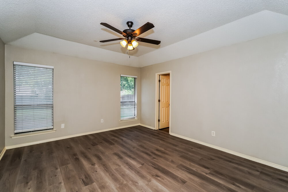 Building Photo - 709 Daniels Dr