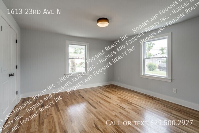 Building Photo - 1613 23rd Ave N