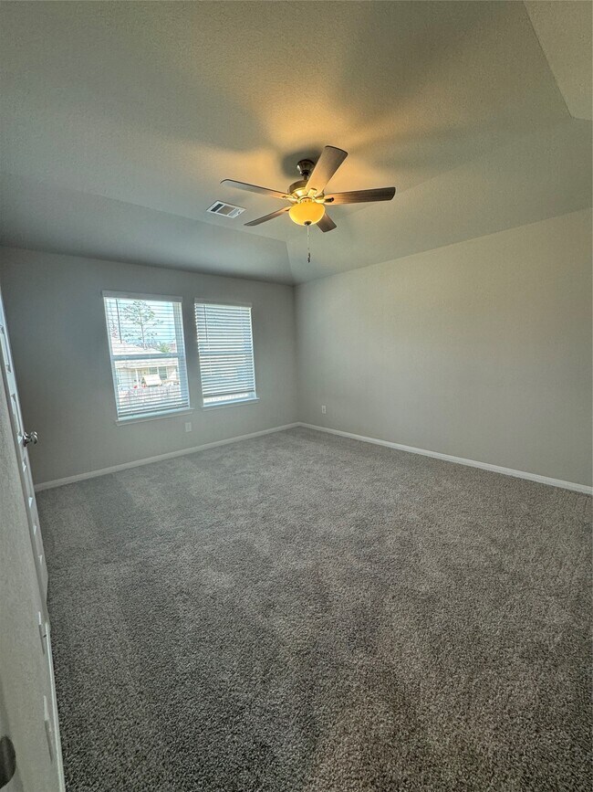 Building Photo - 18528 Meadow Point Ln