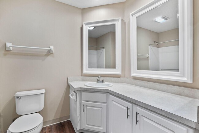 Building Photo - 4907 Stratford Pine Ln