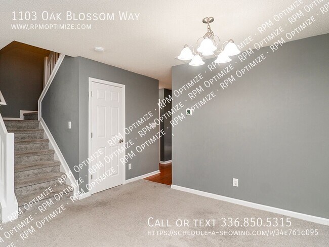 Building Photo - 1103 Oak Blossom Way