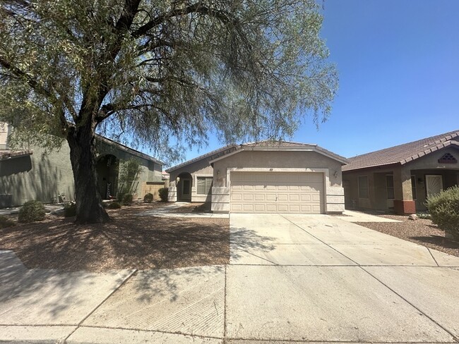 Building Photo - Great home in Kingswood Parke