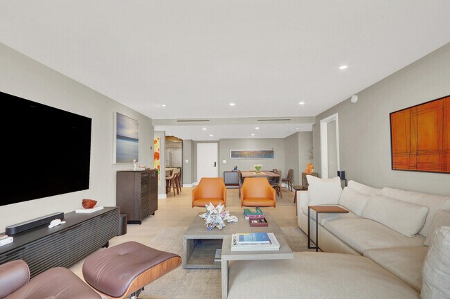 Building Photo - 4201 N Ocean Blvd