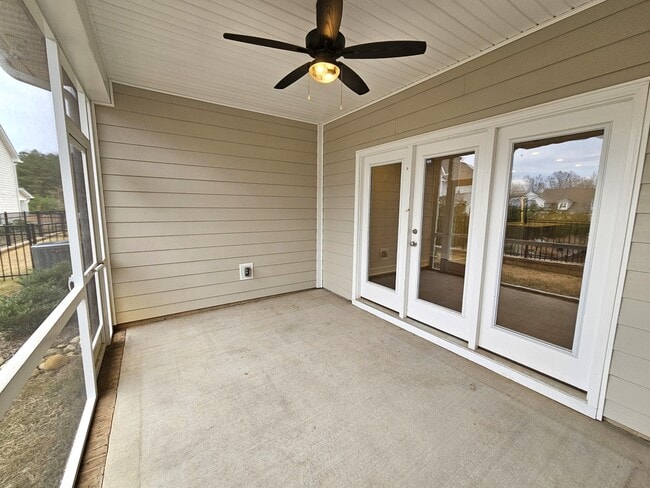 Building Photo - 9 Red Lion Rd