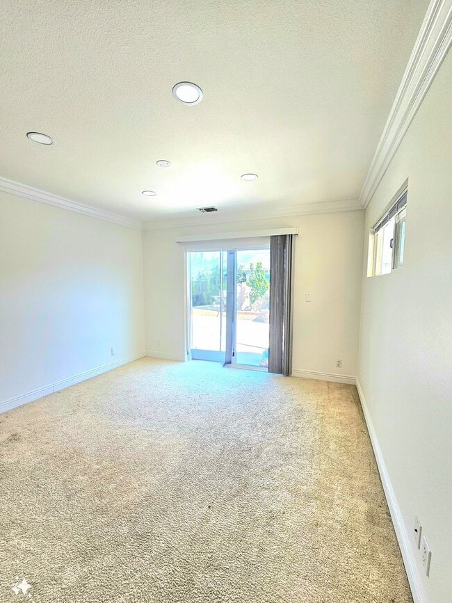 Building Photo - Beautiful Rental In Buena Park