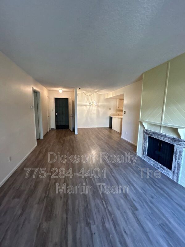 Building Photo - 2300 Dickerson Rd