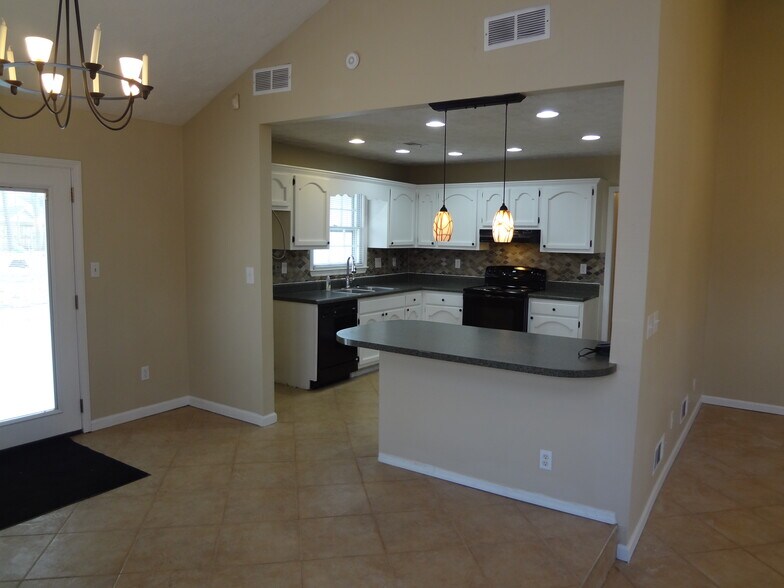 Building Photo - 125 Buckeye Ln