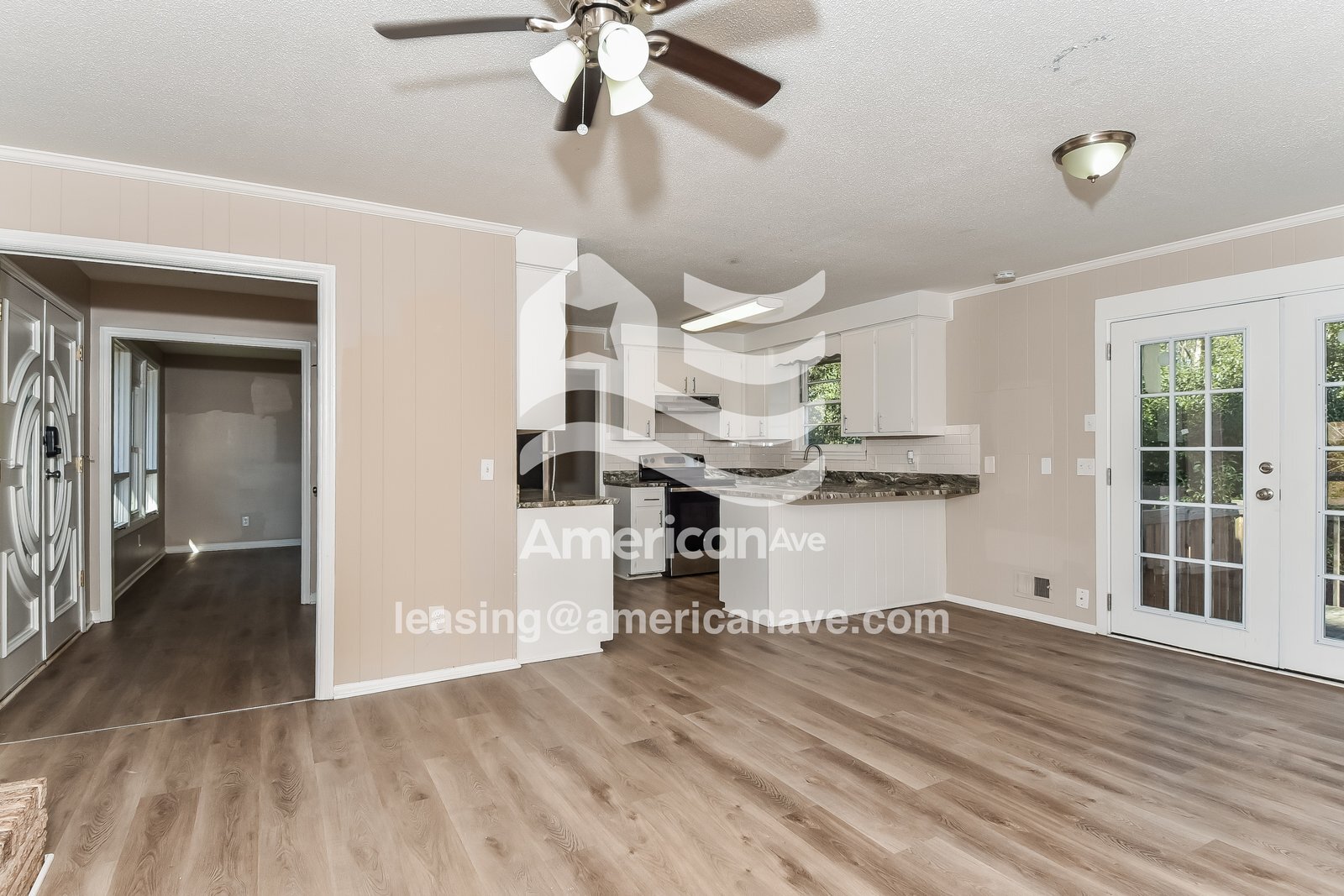 Building Photo - 4016 Williamsburg Dr